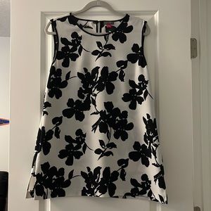 Vince Camuto Top